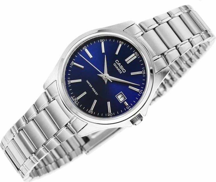 Orë dore për femra Casio, argjendtë me të kaltër