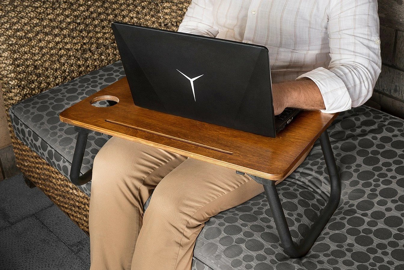 Tavolinë qëndrimi për laptop, ngjyrë arre, këmbë metalike, Hanah Home