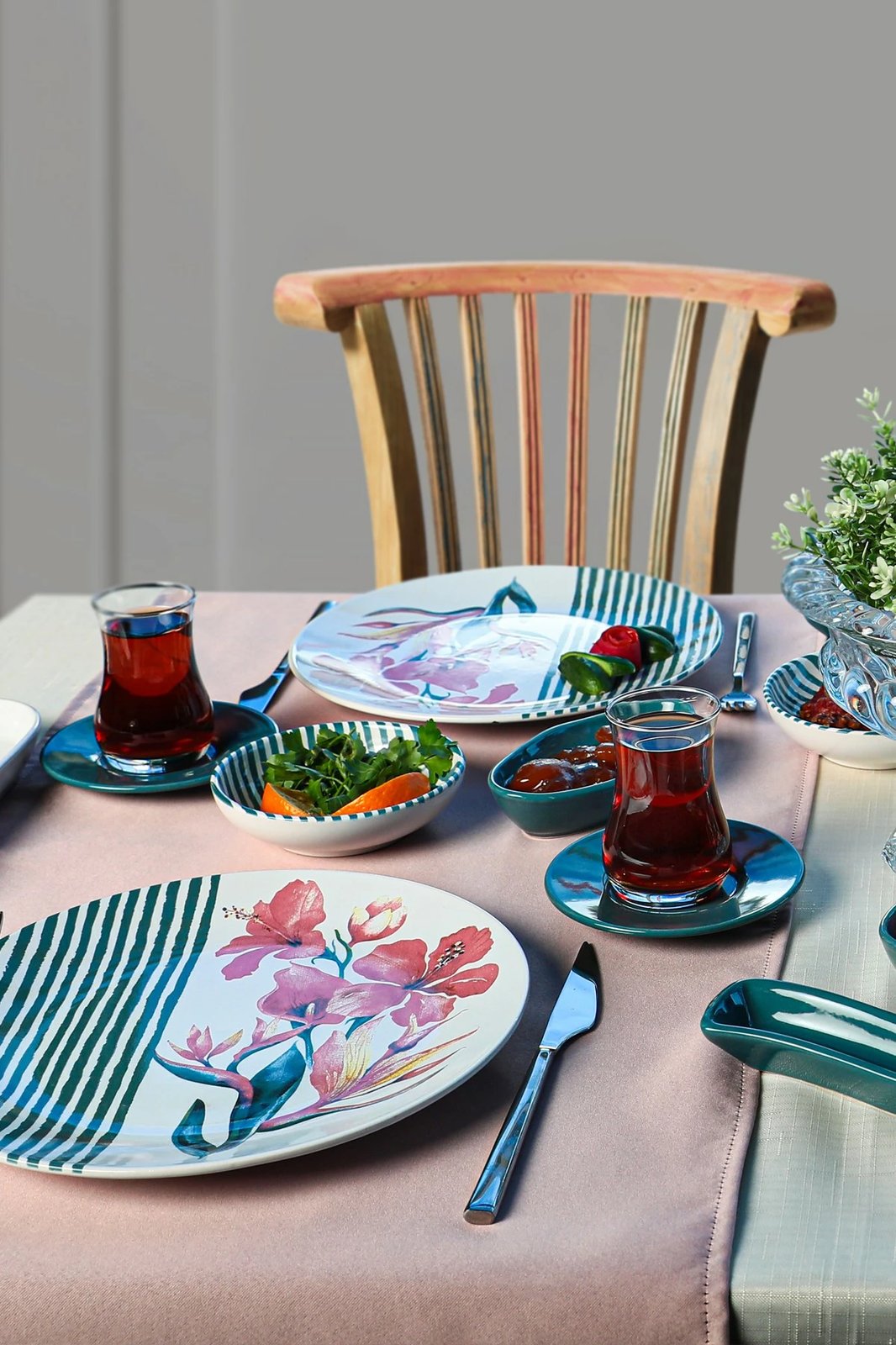 Set mëngjesi 28 pjesësh, Hermia Concept, X0001331000000000000000000