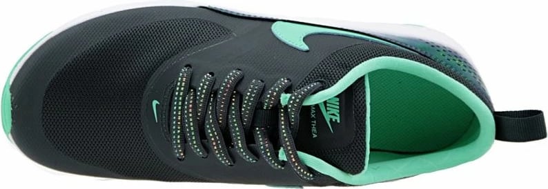 Atlete për femra Nike, të zeza