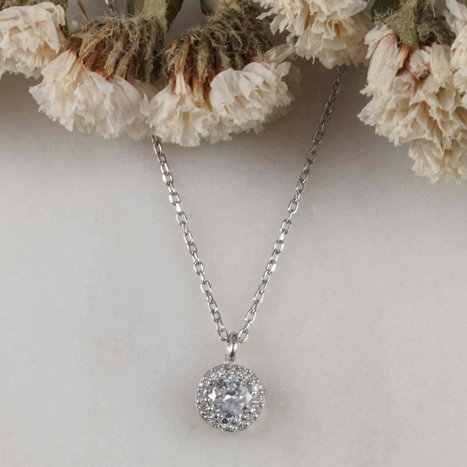 Varëse argjendi, Jumeon, 9906