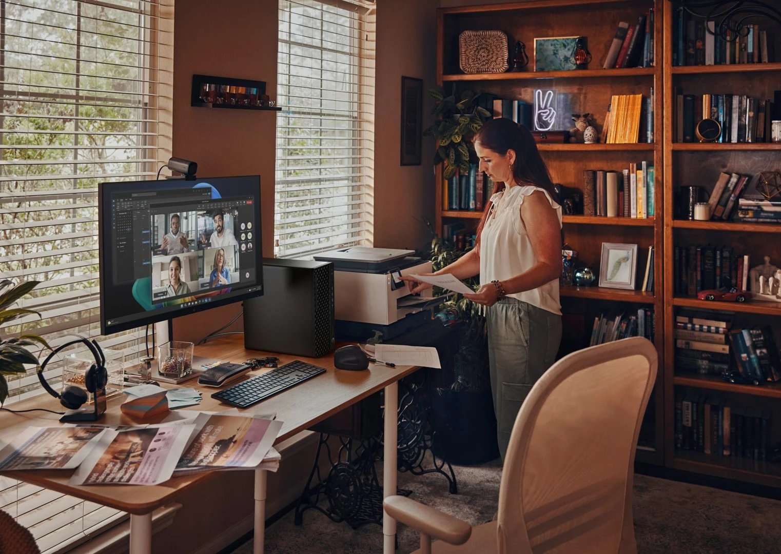 Kasë HP ProDesk 4 Tower G1i, Intel Core Ultra 7 265, 16 GB RAM DDR5, 1 TB SSD, Windows 11 Pro, e zezë