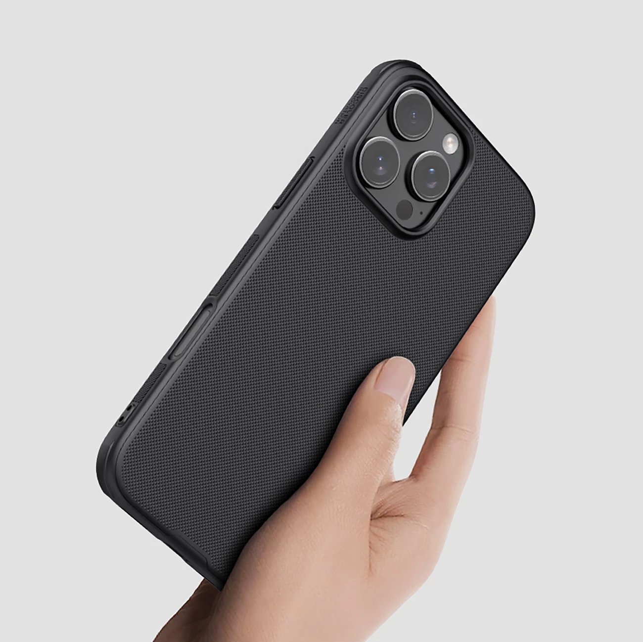 Mbështjellës Nillkin Super Frosted Shield Pro për iPhone 16 Pro, i zi