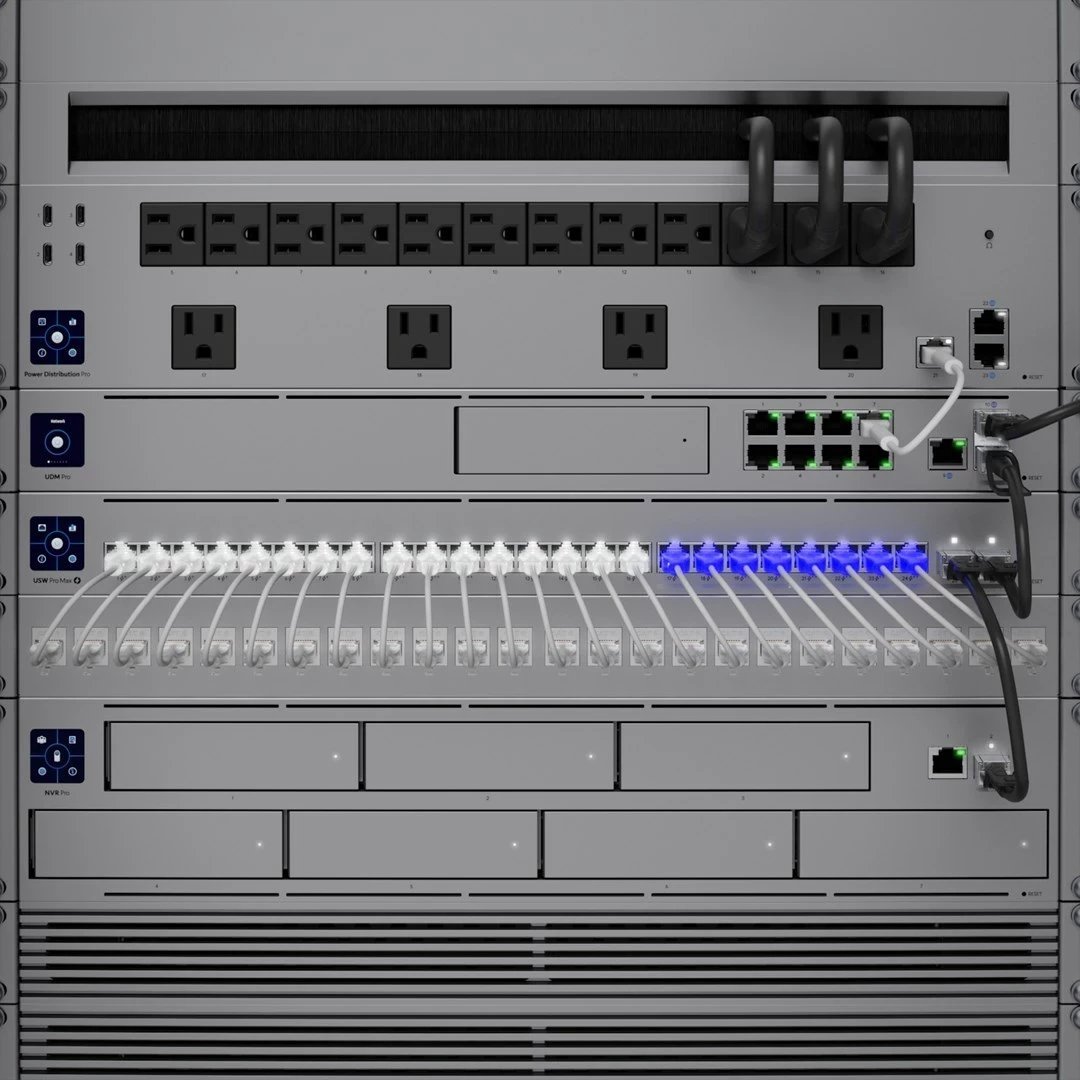 Switch Ubiquiti USW-Pro-Max-24-PoE Gri