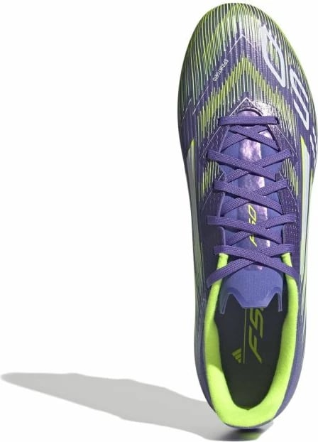 Atlete futbolli për femra adidas, vjollcë