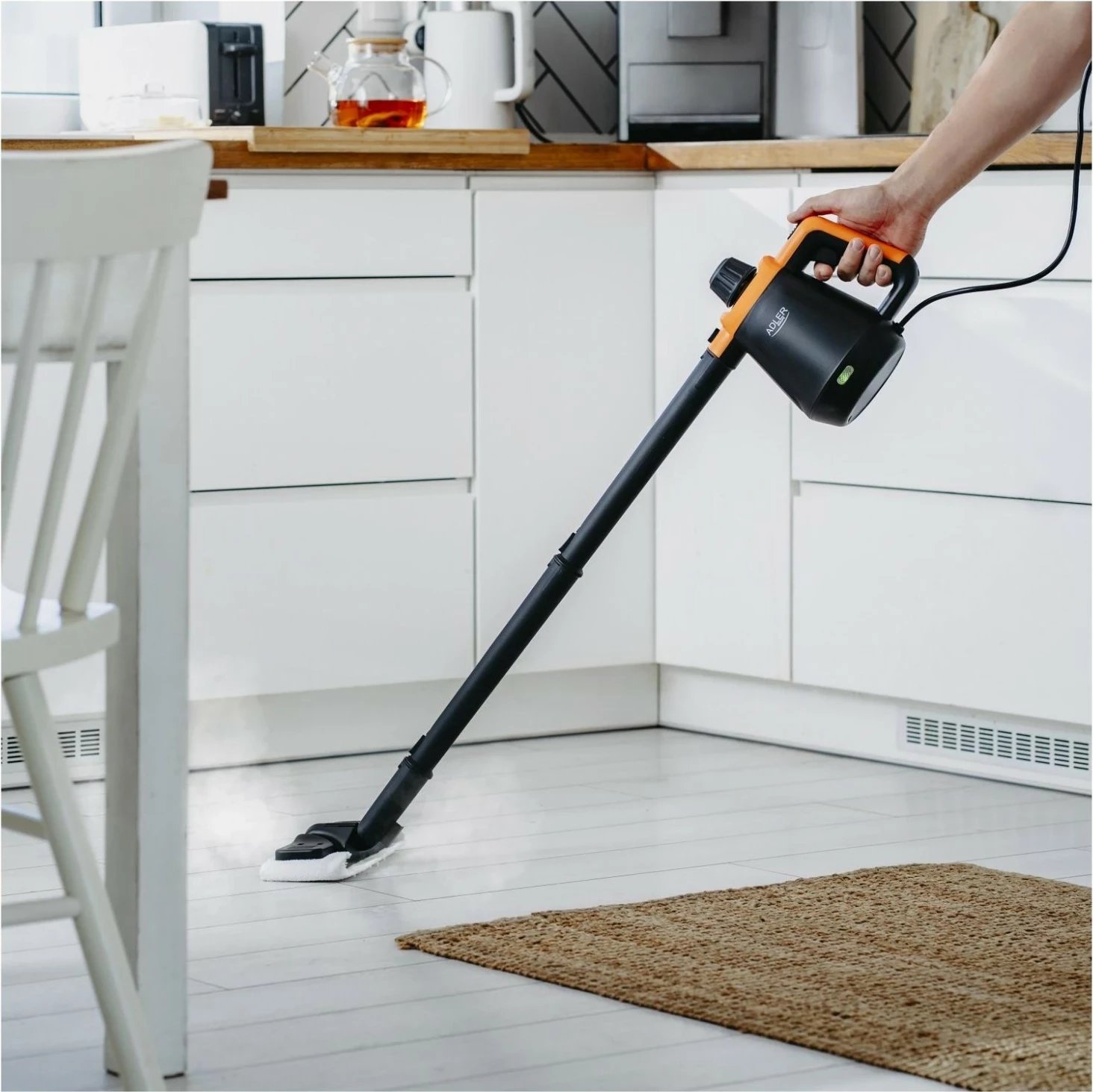 Pastruese me avull Adler AD 7038, 1200W, 0.45L, e zezë