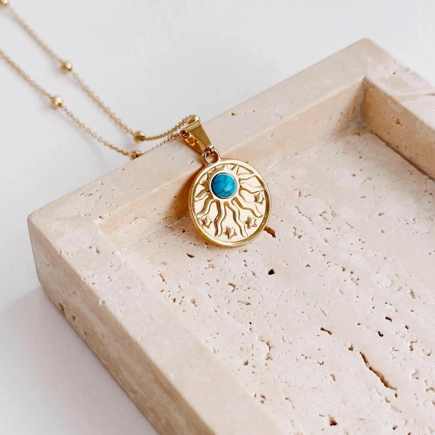 Varëse çeliku, ngjyrë ari e tyrkiz, Jumeon, Karl