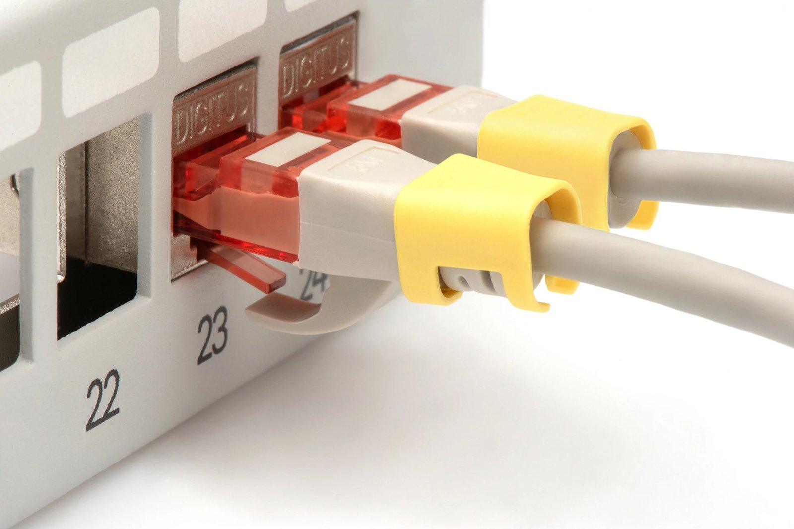 Klipë kabllo Digitus për RJ45, 100 copë, PVC, e verdhë