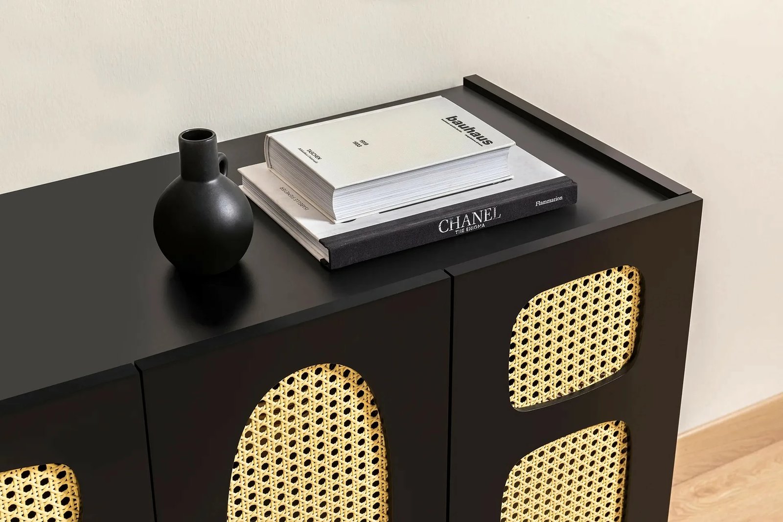 Konsolë Hanah Home Simona 80, e zezë