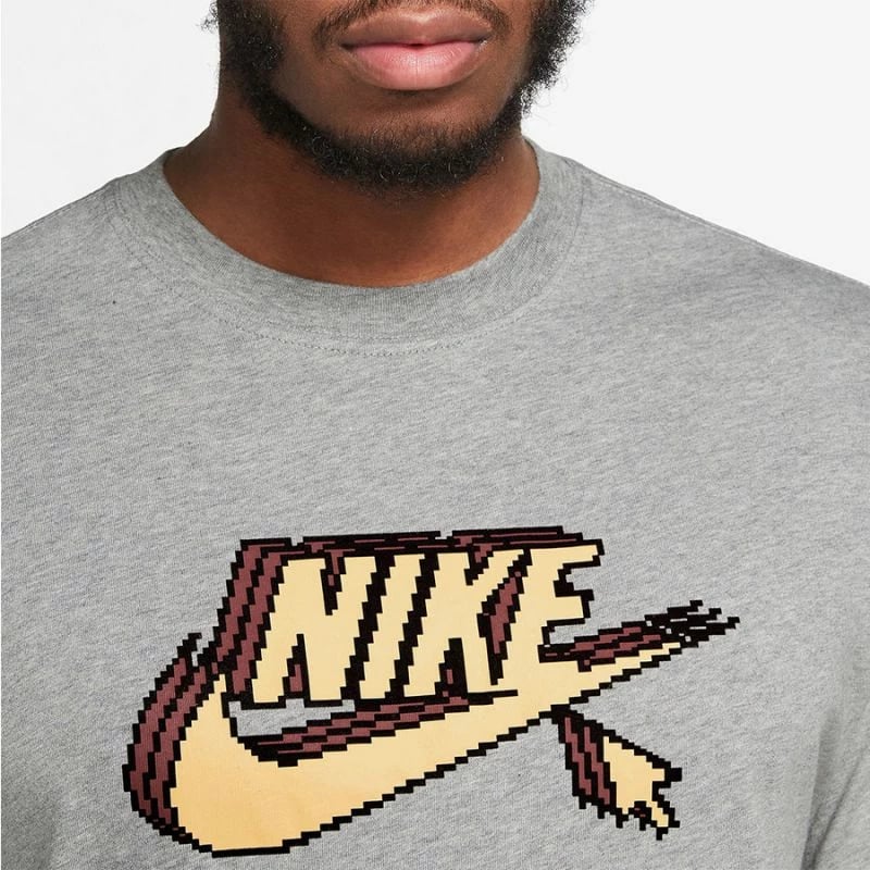 Maicë sportive për meshkuj Nike, gri Maicë sportive për meshkuj Nike, gri