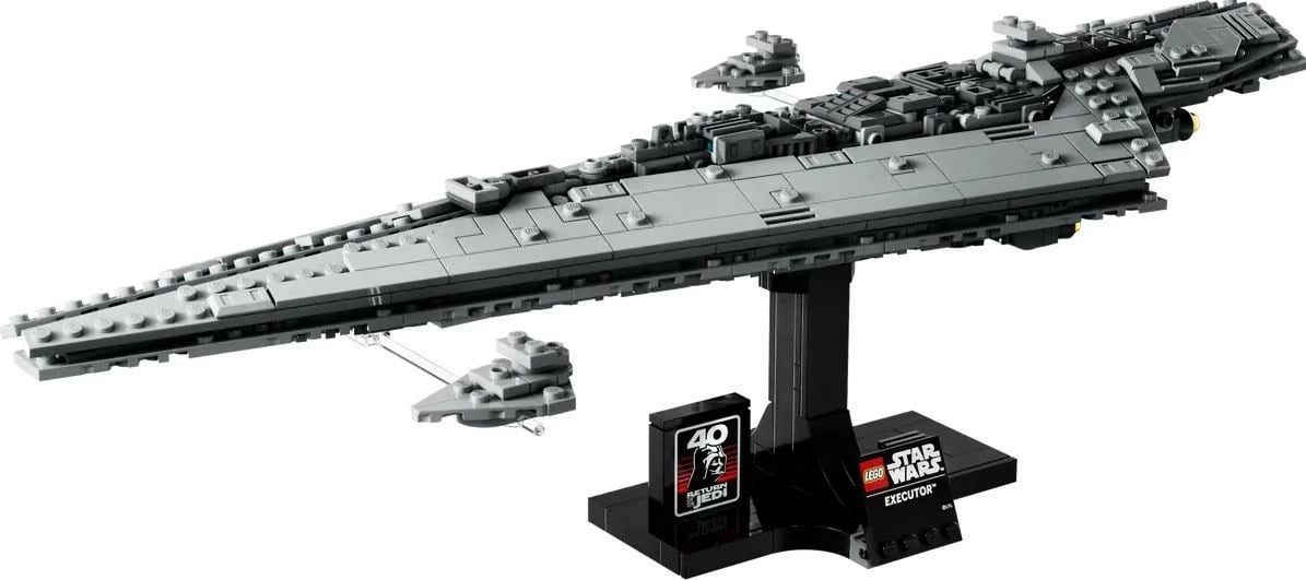 Set LEGO Star Wars 75356 Executor-Class Star Dreadnought, 630 pjesë, model ekspozimi 43 cm, 18+