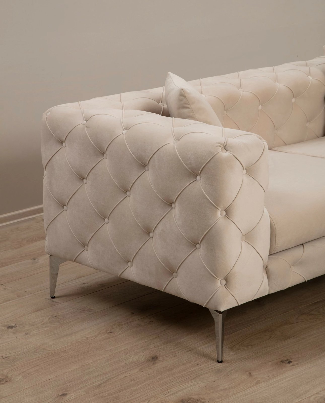 Divan treshe Atelier del Sofa, Como, ecru