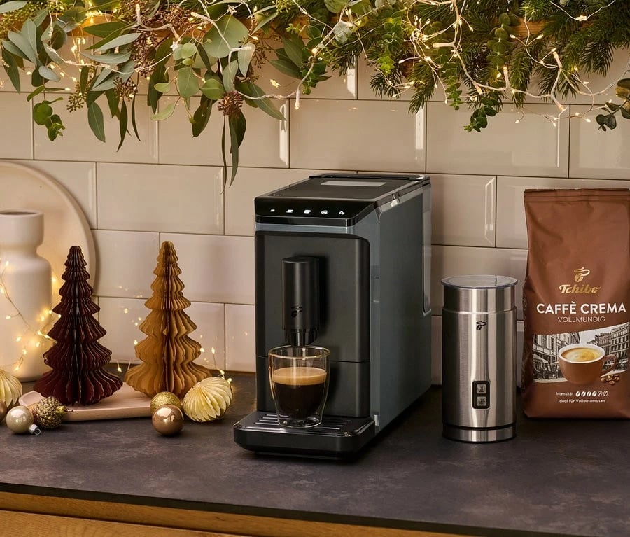 Makineri kafeje, Tchibo, Esperto Mini 648482, 19 bar, mulli i brendshëm, rezervuar 1.1 L, gri