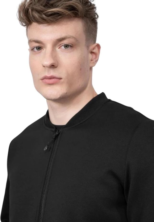 Duks për meshkuj 4F, i zi Duks për meshkuj 4F, i zi