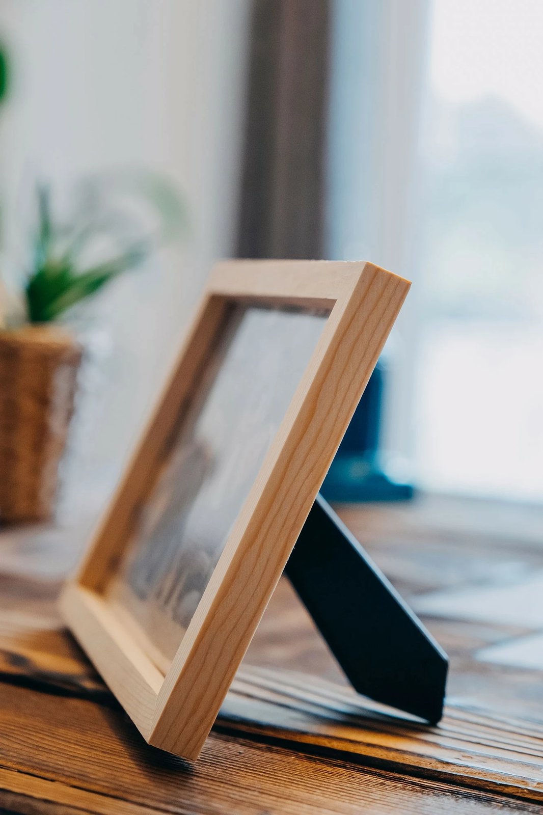 Kornizë druri për foto Aberto Design, DA1521 - 15x21cm