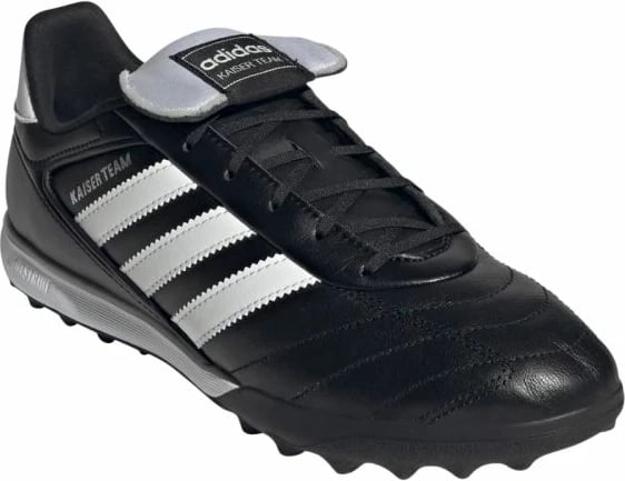 Atlete futbolli adidas, meshkuj