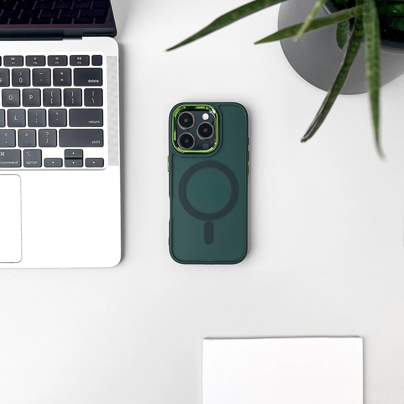 Mbështjellës Hurtel MagSafe për iPhone 16 Pro, TPU, e gjelbër e errët