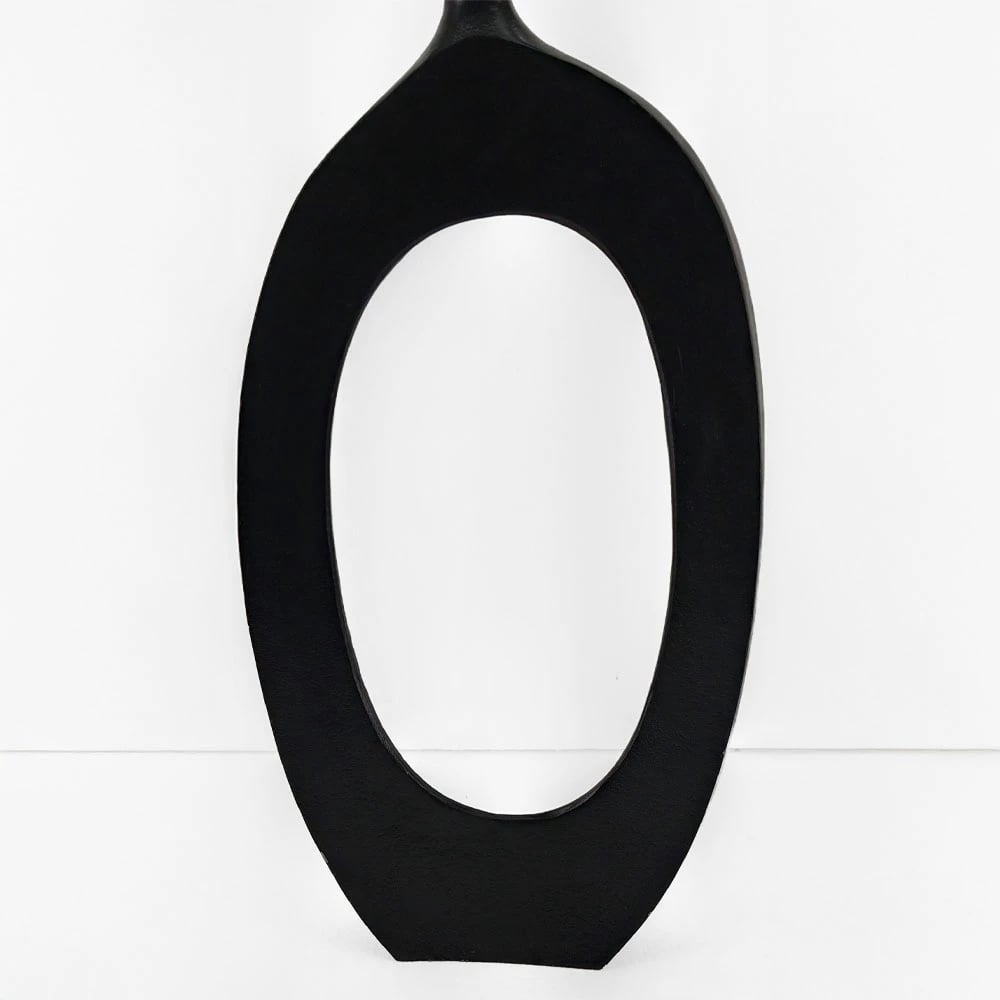 Vazo abstrakte, alumin, e zezë, 28x5x61cm