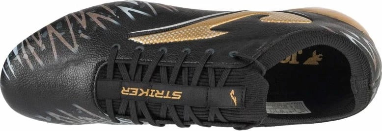 Atlete futbolli Joma, për meshkuj dhe femra, të zeza