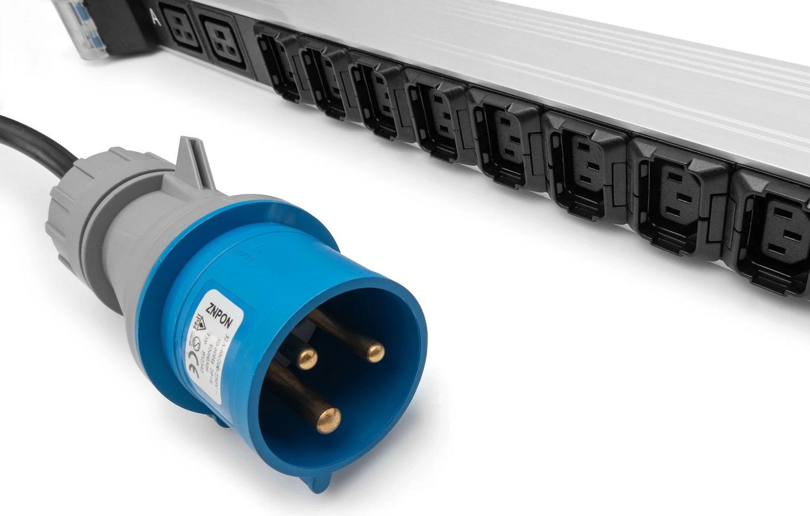 PDU vertikal Digitus IT BASIC, 32A, 24x C13, 4x C19