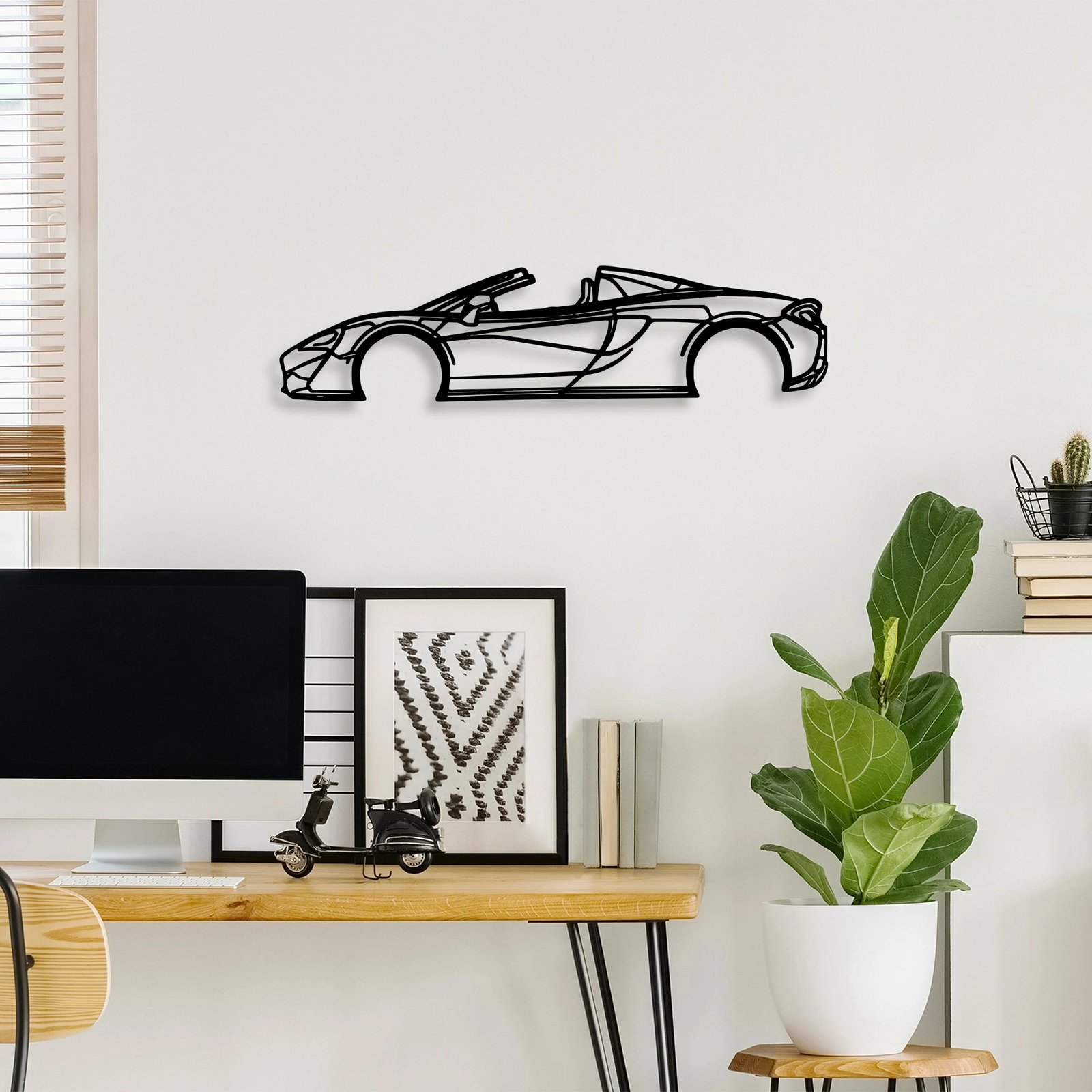 Aksesor dekorativ për mur, silueta McLaren 570S, metal i zi, 70x17cm