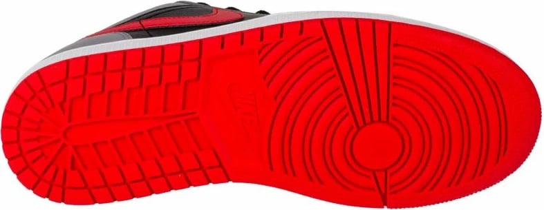 Atlete për meshkuj Nike Jordan, të zeza, të kuqe, të hirit
