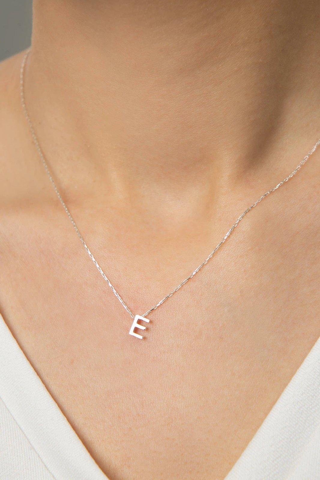 Qafore argjendi me shkronjën E, ELKSLVR2141