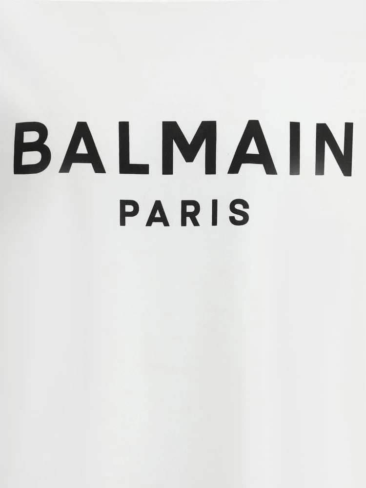 Maicë Balmain për meshkuj, e bardhë