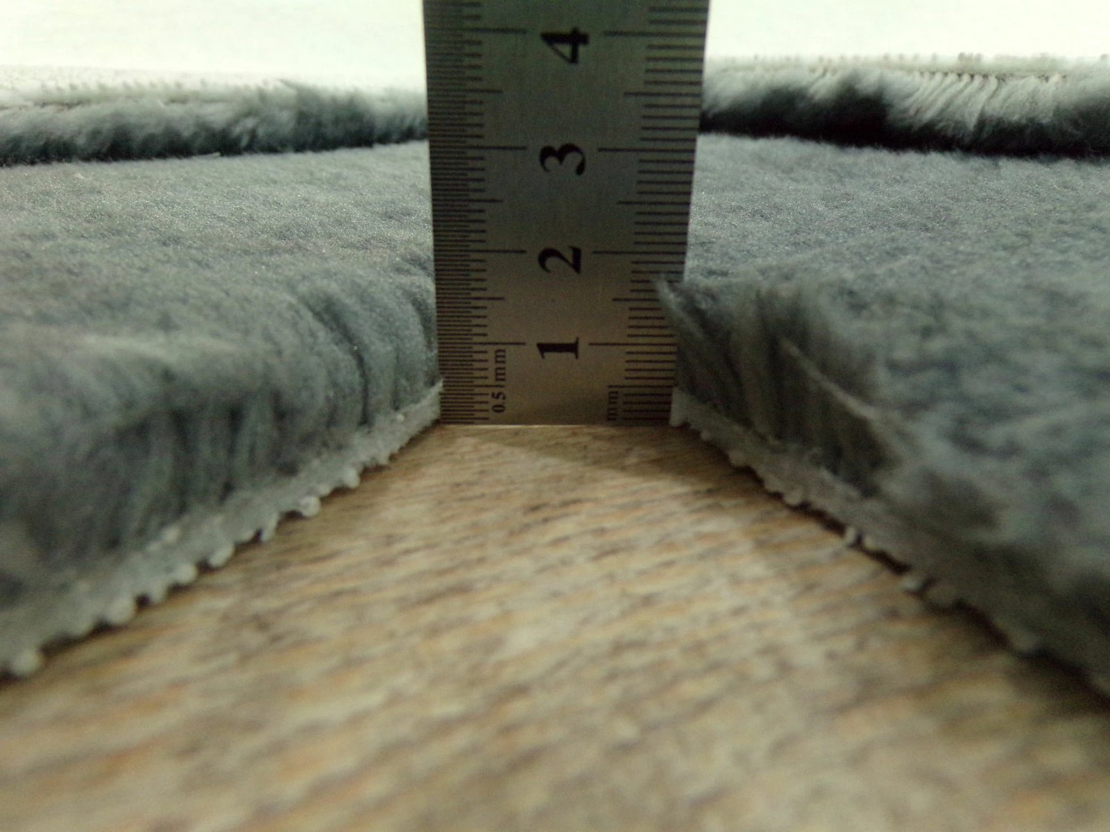 Qilim për korridor, ngjyrë gri e errët, 80x300cm, Conceptum Hypnose, Laser Plush