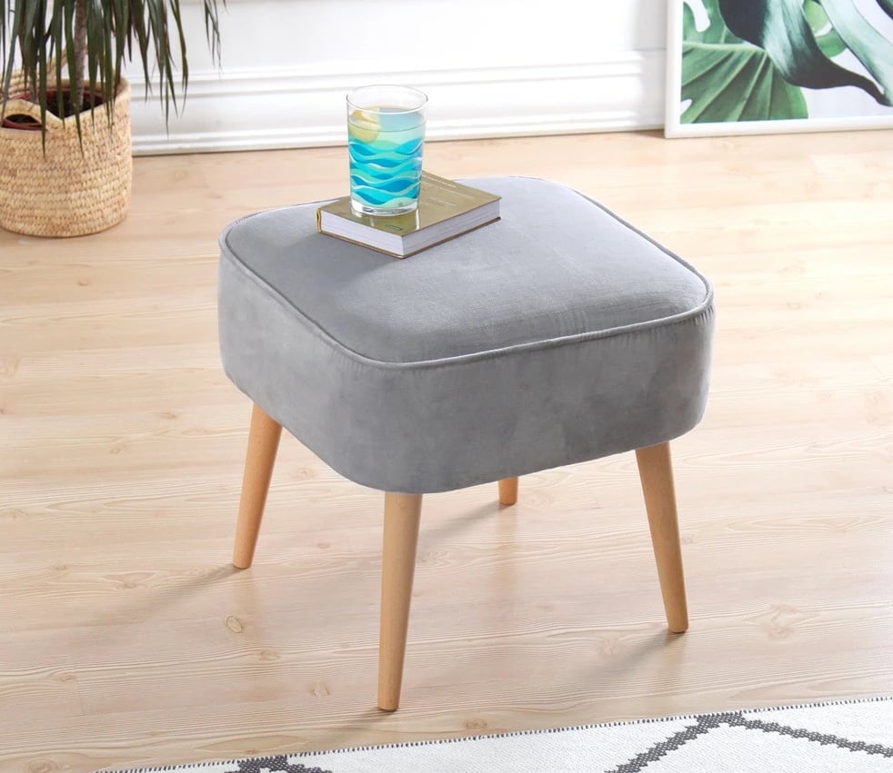 Puf Atelier del Sofa, Moouv 7080, kadife, këmbë druri, ngjyrë gri e çelët