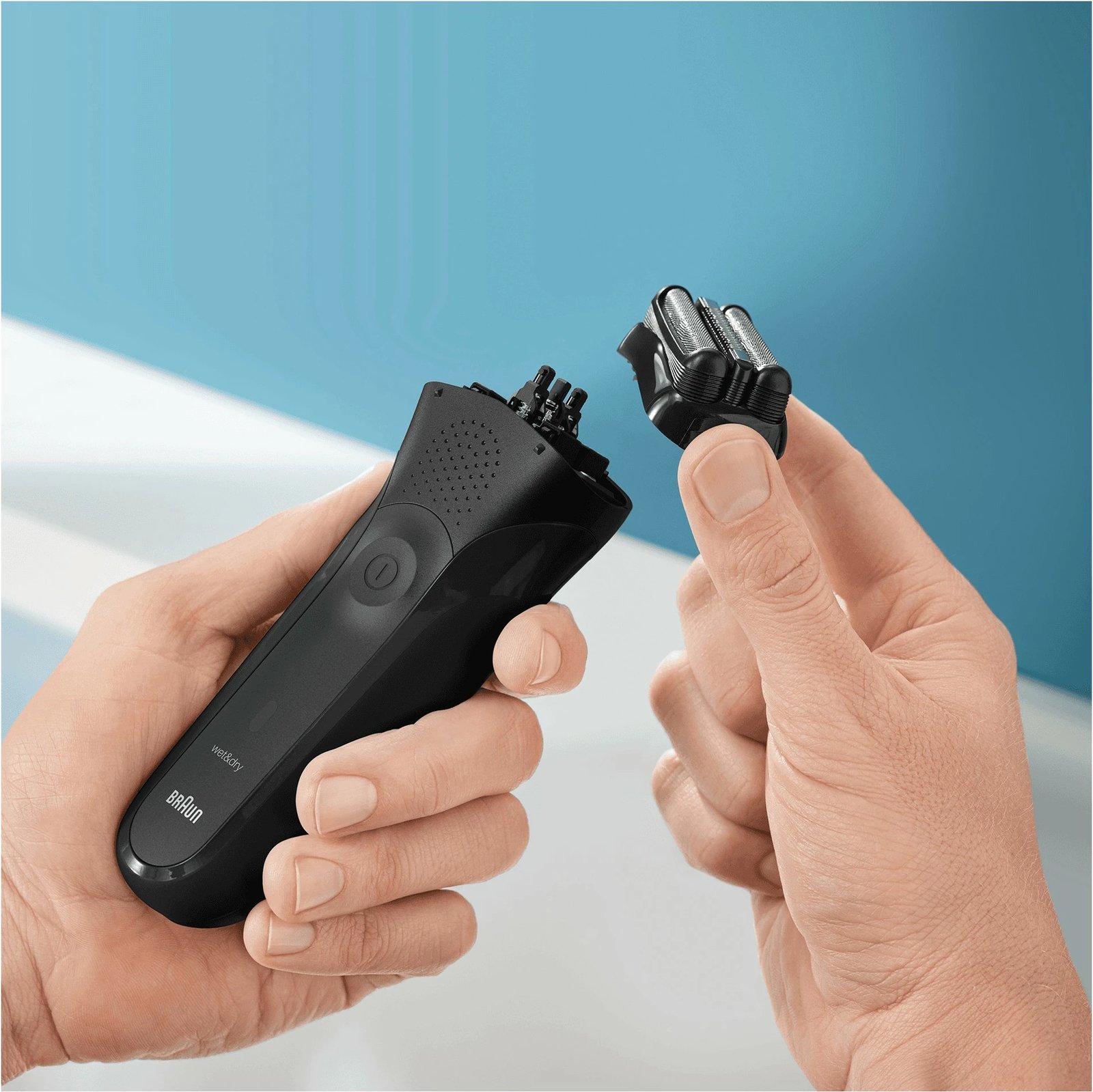 Makinë rroje Braun Series 3 300s, Foil shaver, LED, NiMH, e zezë