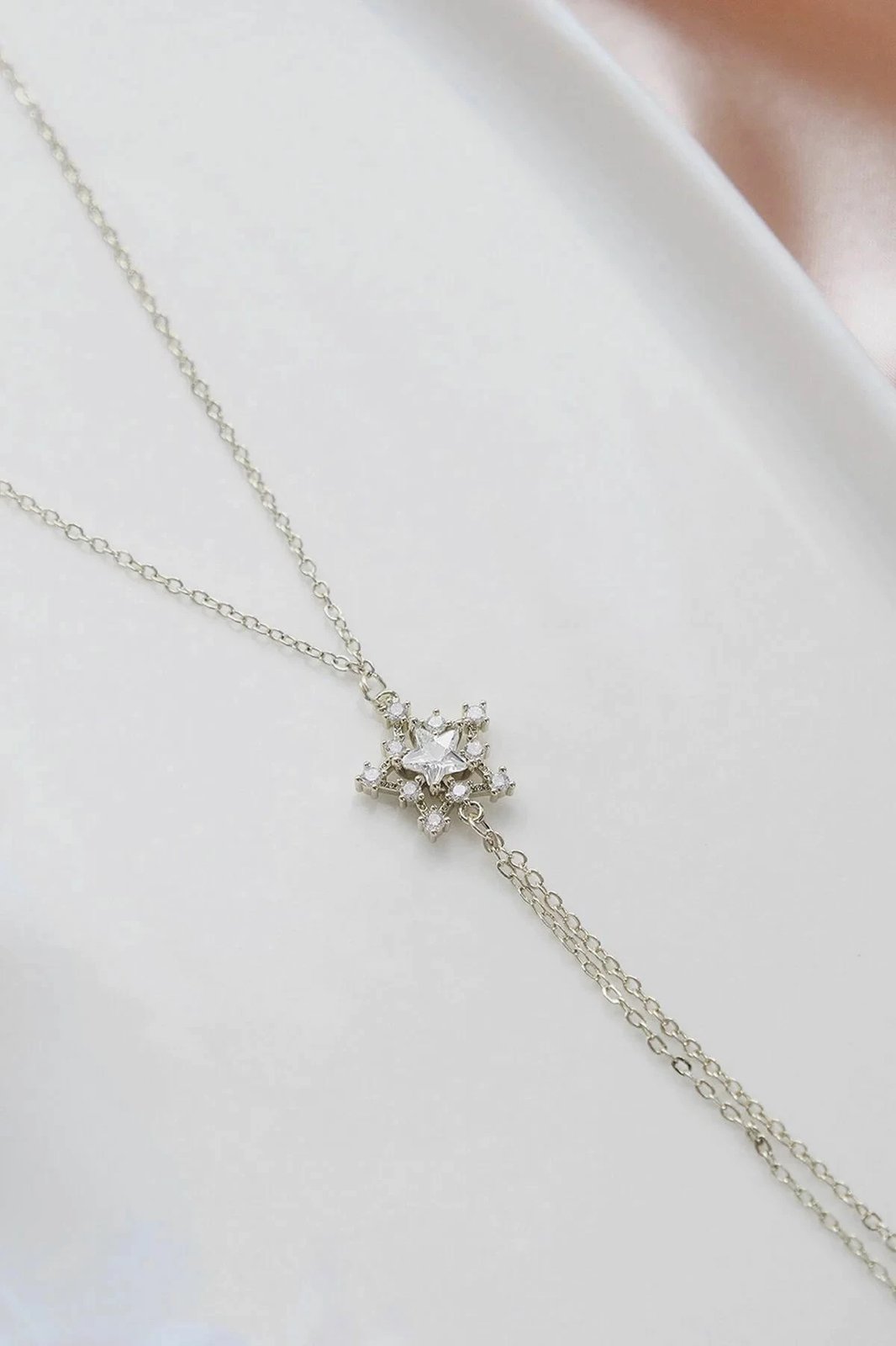 Byzylyk Jumeon, ngjyrë argjendi, Gms-Yldzshmr