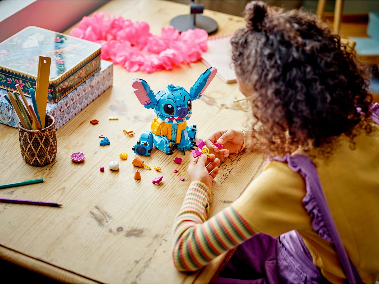Set ndërtimi LEGO Stitch, 9 vjeç e lart, Plastikë, 730 pjesë, shumëngjyrësh Set ndërtimi LEGO Stitch, 9 vjeç e lart, Plastikë, 730 pjesë, shumëngjyrësh