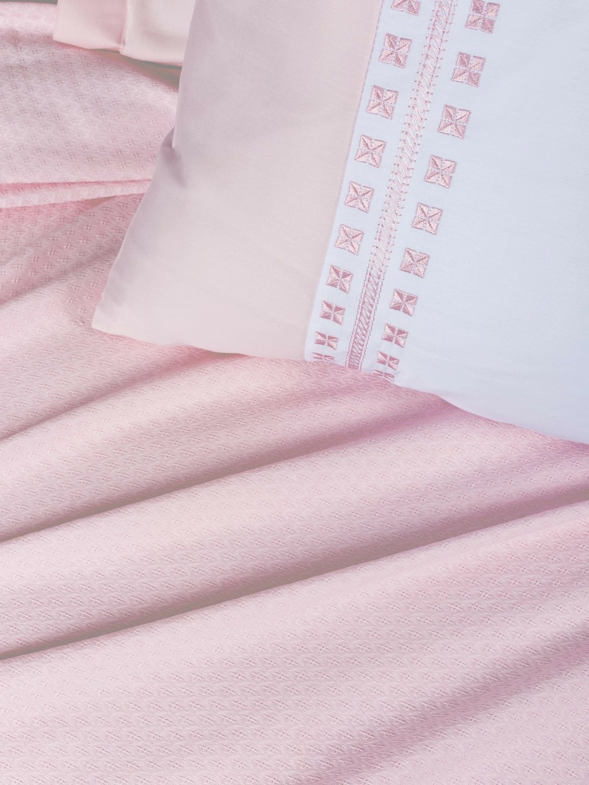 Set çarçafësh dopio, ngjyrë pluhur, L'essentiel, përfshin 6 pjesë