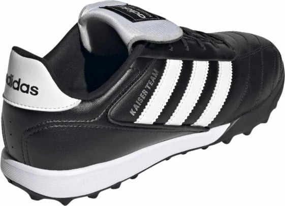 Atlete futbolli adidas, meshkuj