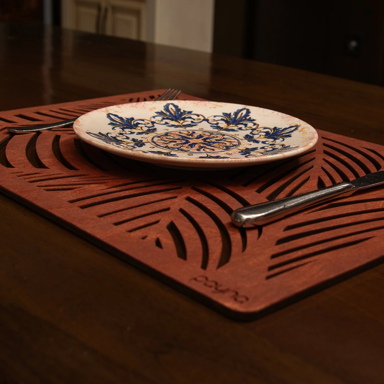 Set nënshtruesish tavoline prej druri, ngjyrë trëndafili, Hermia, 4 copë