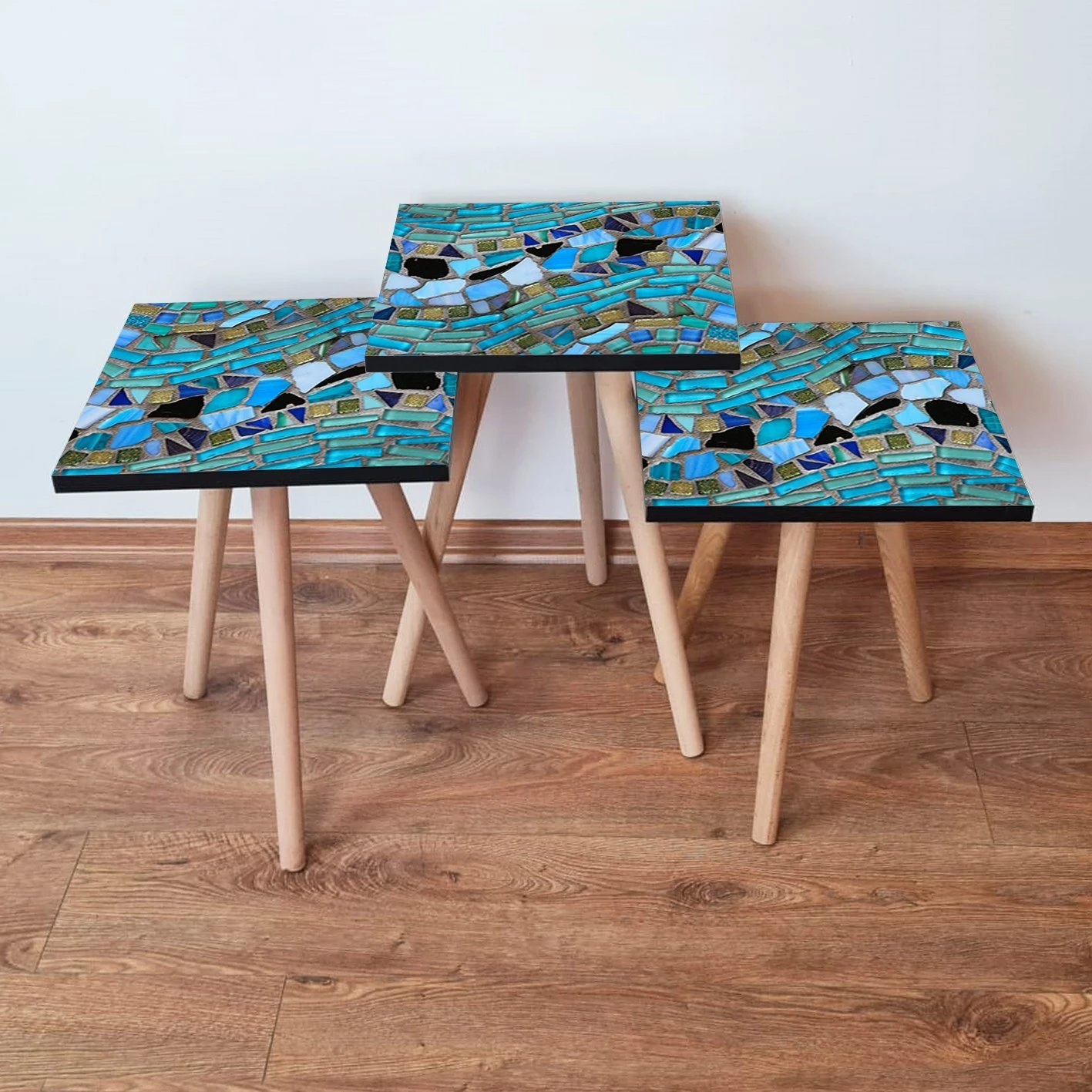 Set tavolinash ndihmëse, 3 copë, Skye Decor, shumëngjyrëshe, 3Shp256