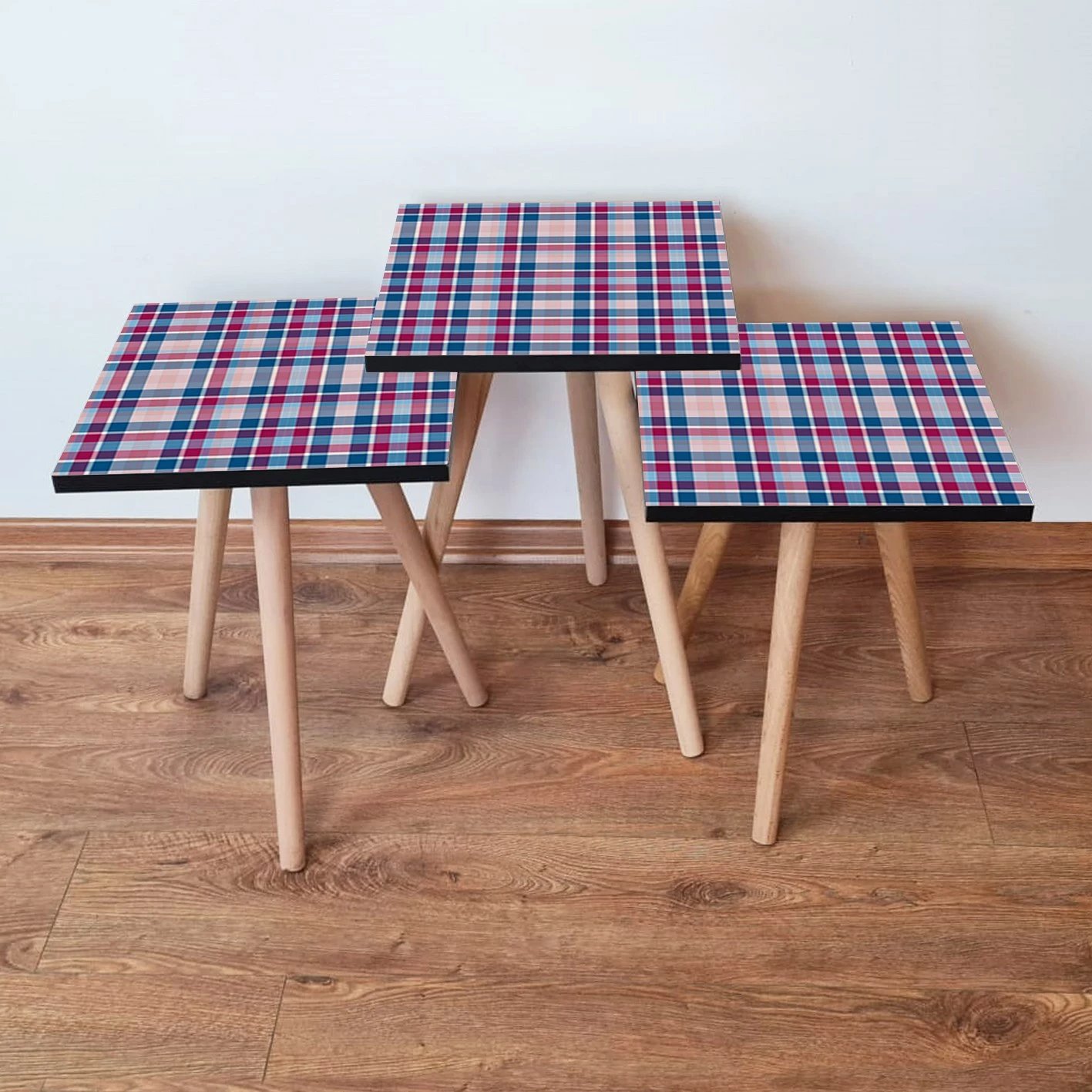 Set tavolinash të ndërlidhura, 3 copë, Skye Decor, 3Shp368, ngjyra fuchsia/blu/rozë