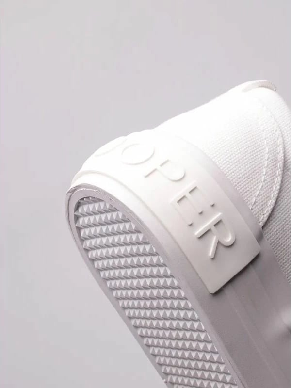 Atlete për femra Lee Cooper, të bardha Atlete për femra Lee Cooper, të bardha