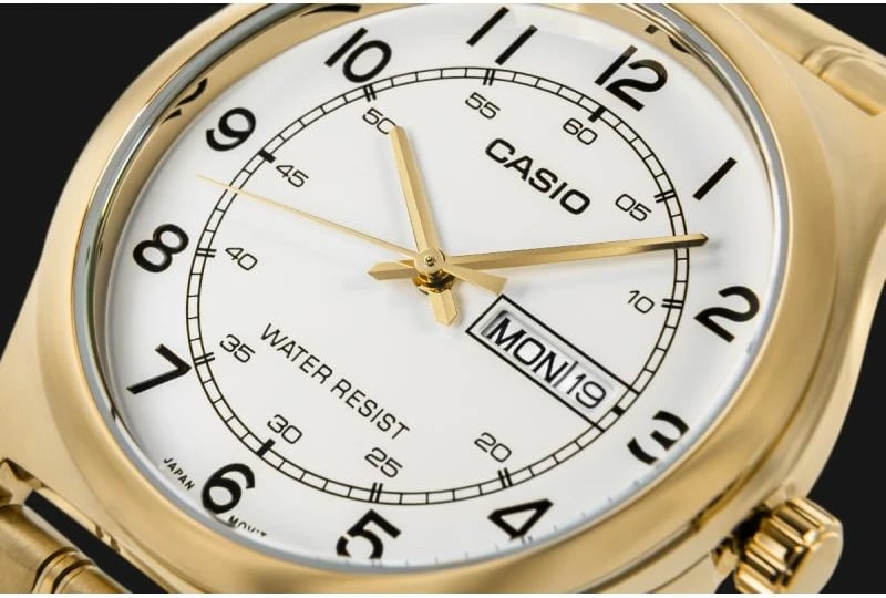 Orë dore për meshkuj Casio, të arta