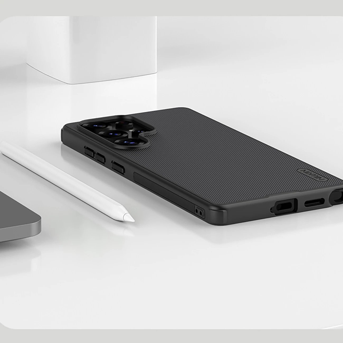 Mbështjellës Nillkin Super Frosted Shield Pro Magnetic për Samsung Galaxy S25 Ultra, MagSafe, i zi