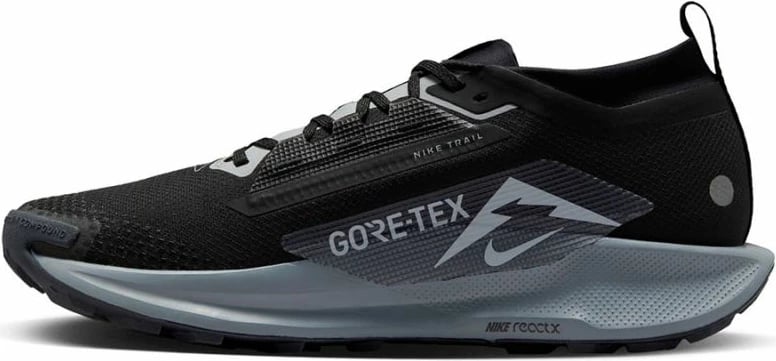 Atlete Nike për meshkuj, të zeza