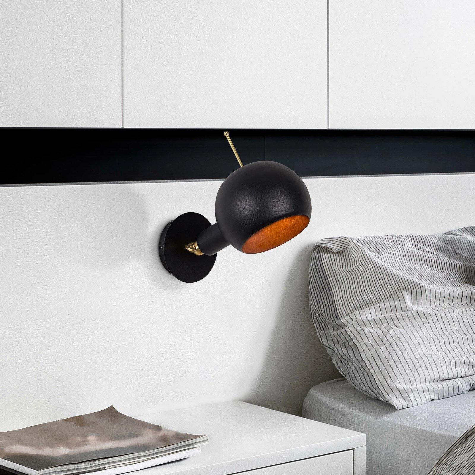 Llambë muri Opviq, Sivani - MR-660, e zezë dhe bakri Llambë muri Opviq, Sivani - MR-660, e zezë dhe bakri