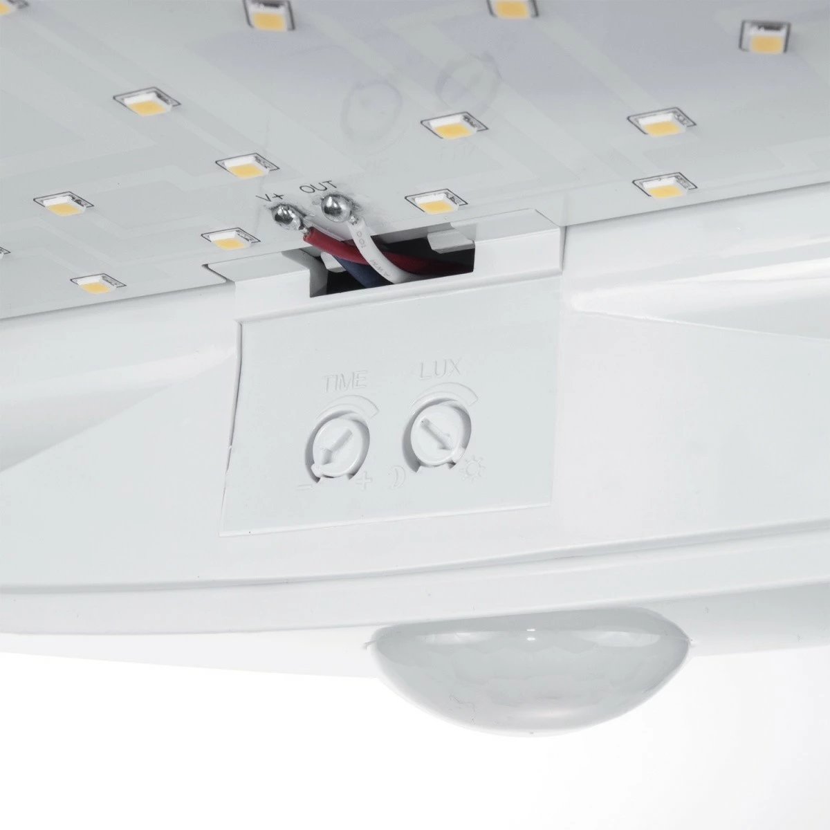 Lampë LED me sensor lëvizjeje Maclean MCE357W 10W 900lm 4000K IP44, e bardhë