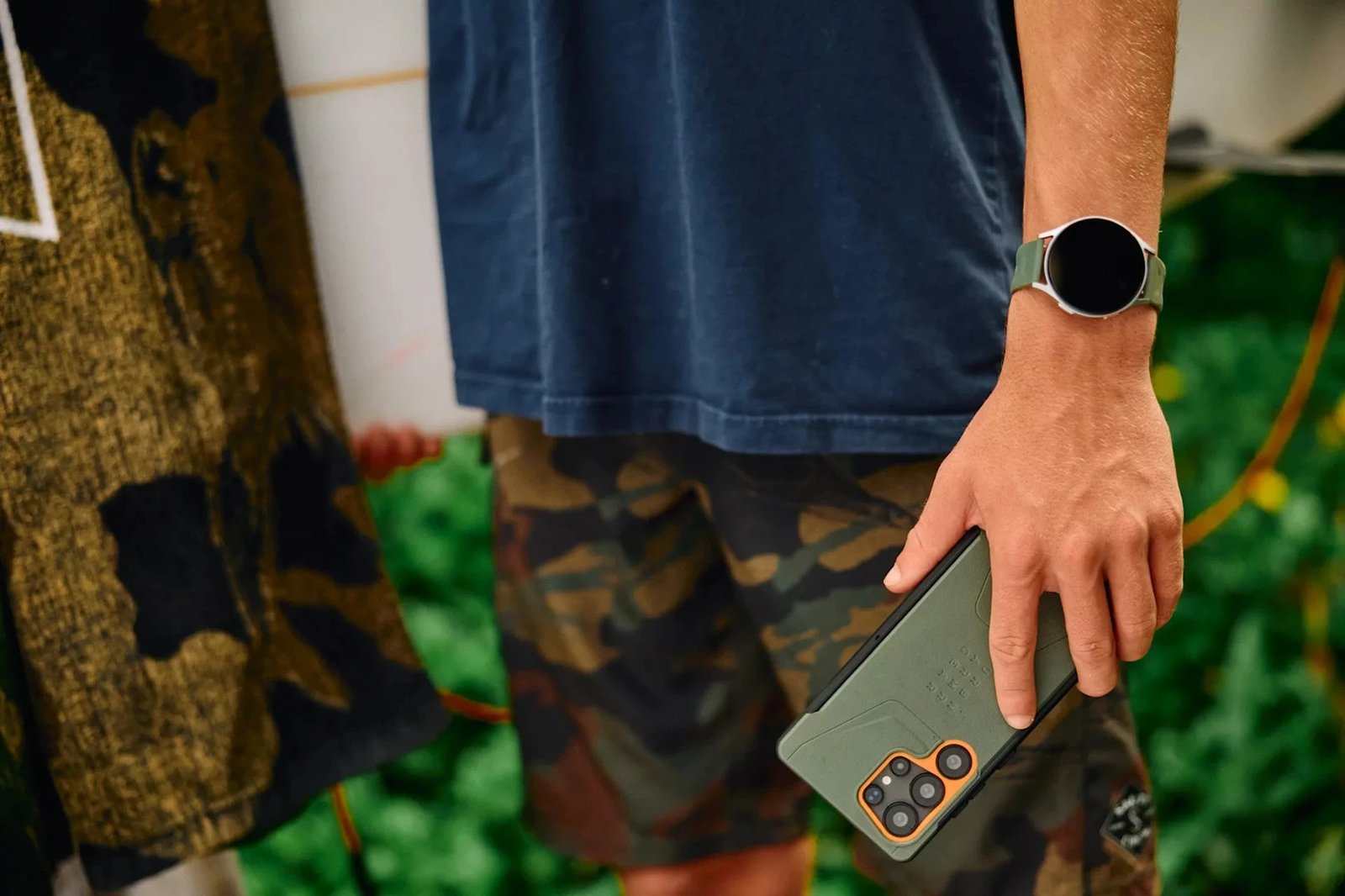 Mbështjellës Urban Armor Gear Civilian për Samsung, 6.8 inç, i zi
