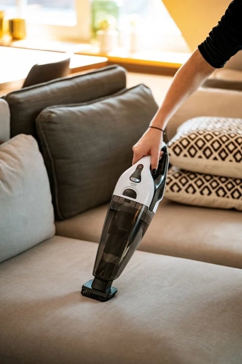 Fshesë me korrent pa qese dorëmbajtëse, Camry, CR 7046, 0.5L 200W 7000Pa HEPA H12, pa kabllo 20 min, set me 4 koka Fshesë me korrent pa qese dorëmbajtëse, Camry, CR 7046, 0.5L 200W 7000Pa HEPA H12, pa kabllo 20 min, set me 4 koka