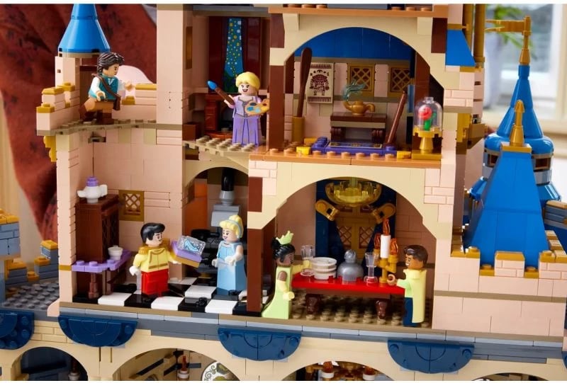 Lego set Disney, për të rritur