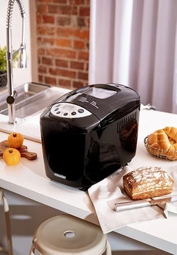 Makina për bukë Mesko, e zezë