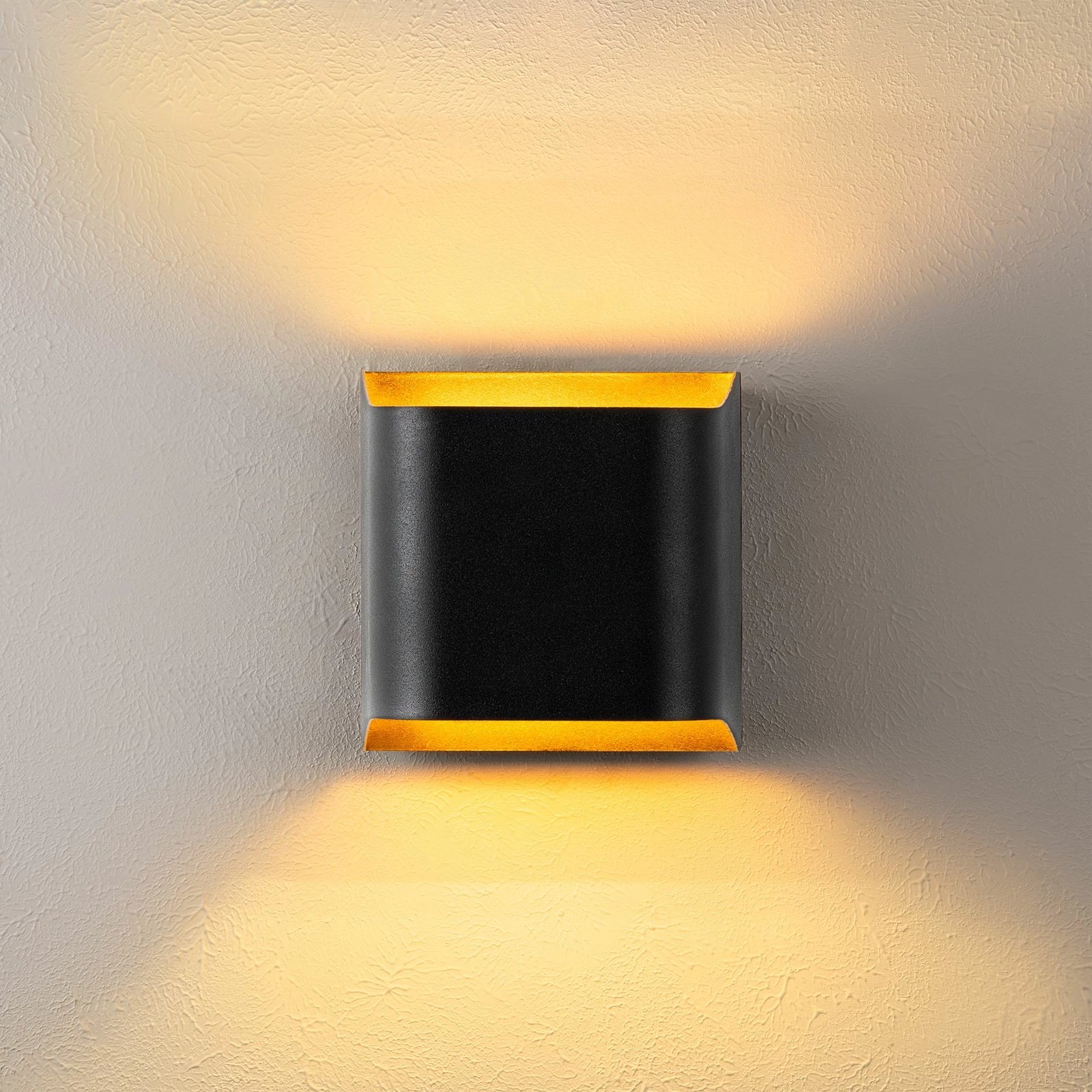 Llambë muri Opviq, Bera - 15305, e zezë Llambë muri Opviq, Bera - 15305, e zezë