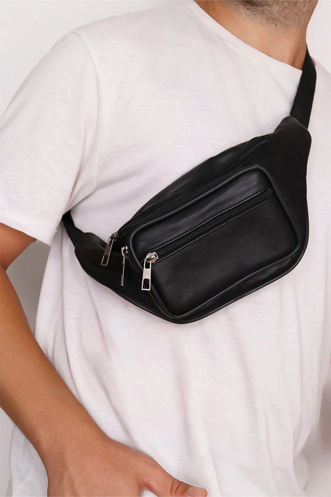 Çantë beli prej lëkure, e zezë, Zoozie Bags, 30x11.5cm